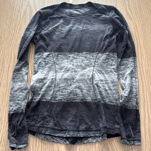 Lululemon vintage running top. Size 8.